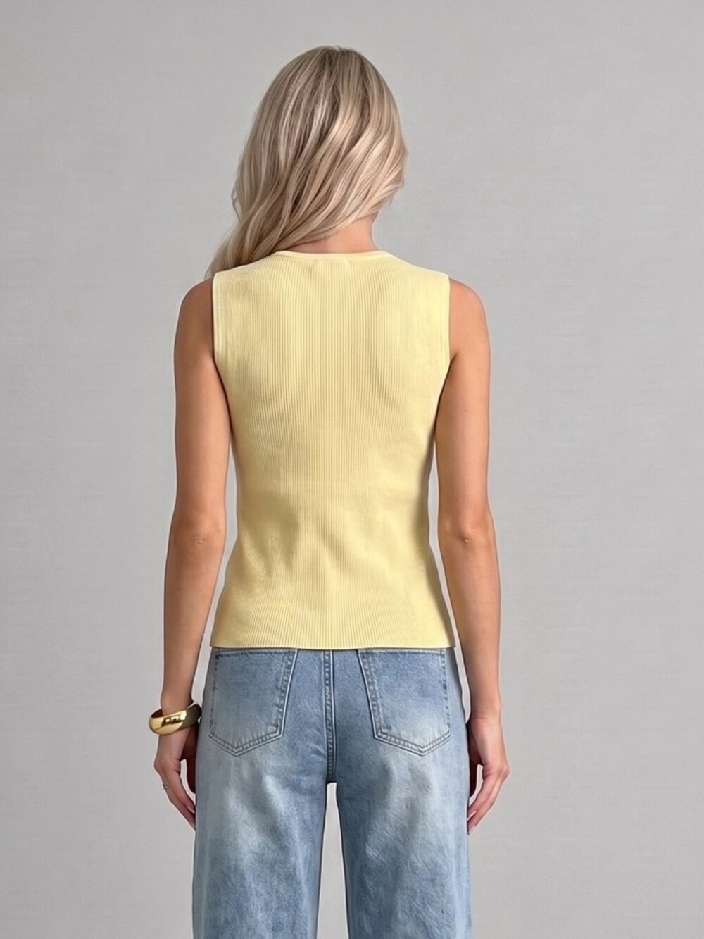 Women's Butter Yellow Sleeveless Knit Top Front Button Vest Tank Casual - Picture 2 of 4